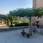 Bed & Breakfast Borgo Crispiero